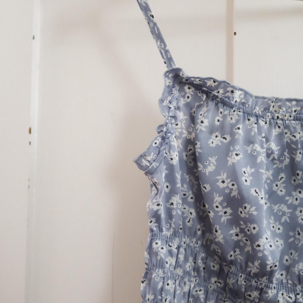 Glassons Silk Crop Cami Colour Blue White Size Depop