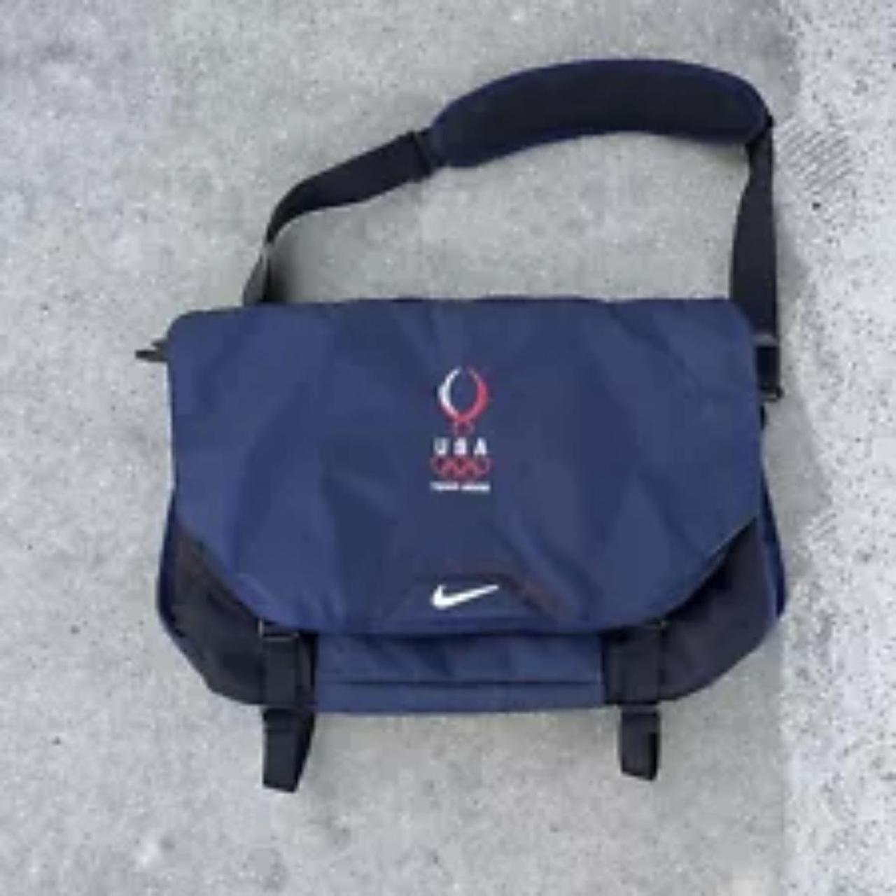 NIKE 2008 Beijing Olympics Team USA VINTAGE Shoulder... - Depop