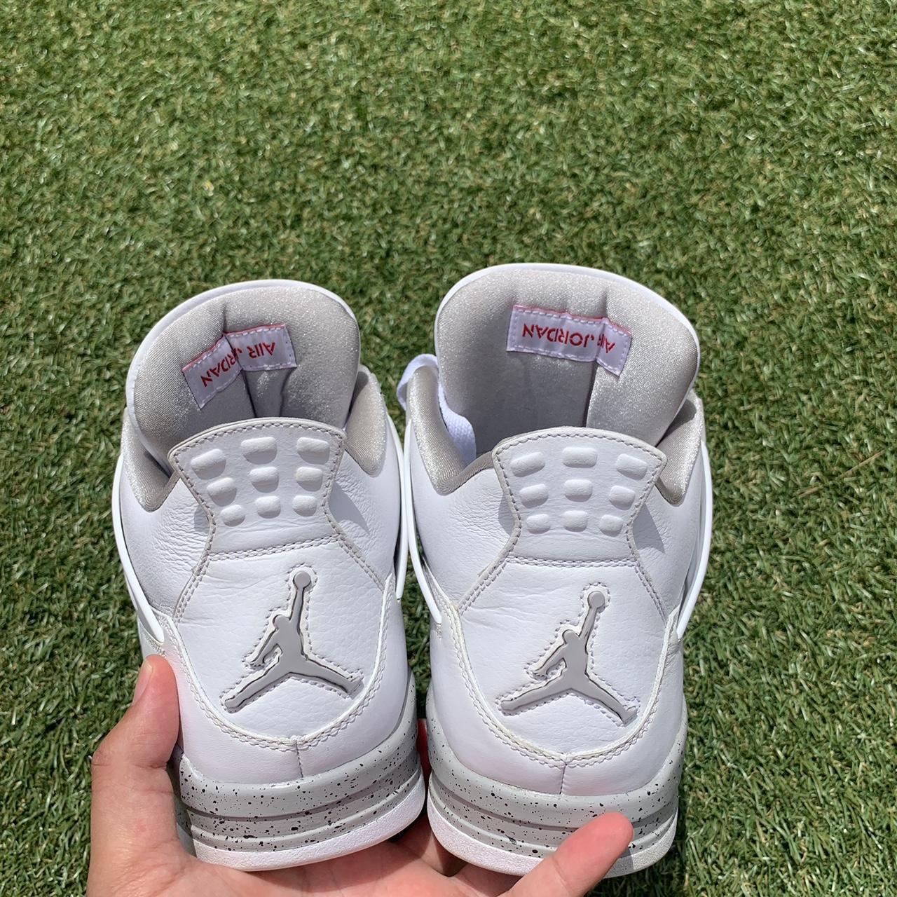 Jordan 4 White Oreo 2021 •7/10 •Size 9 •Og... - Depop