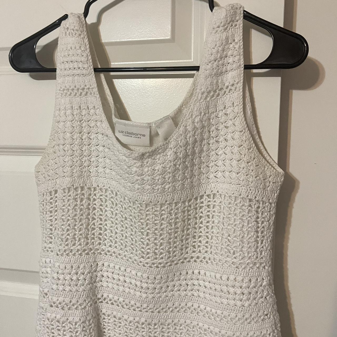 women’s liz claiborne white knit tank top size... - Depop