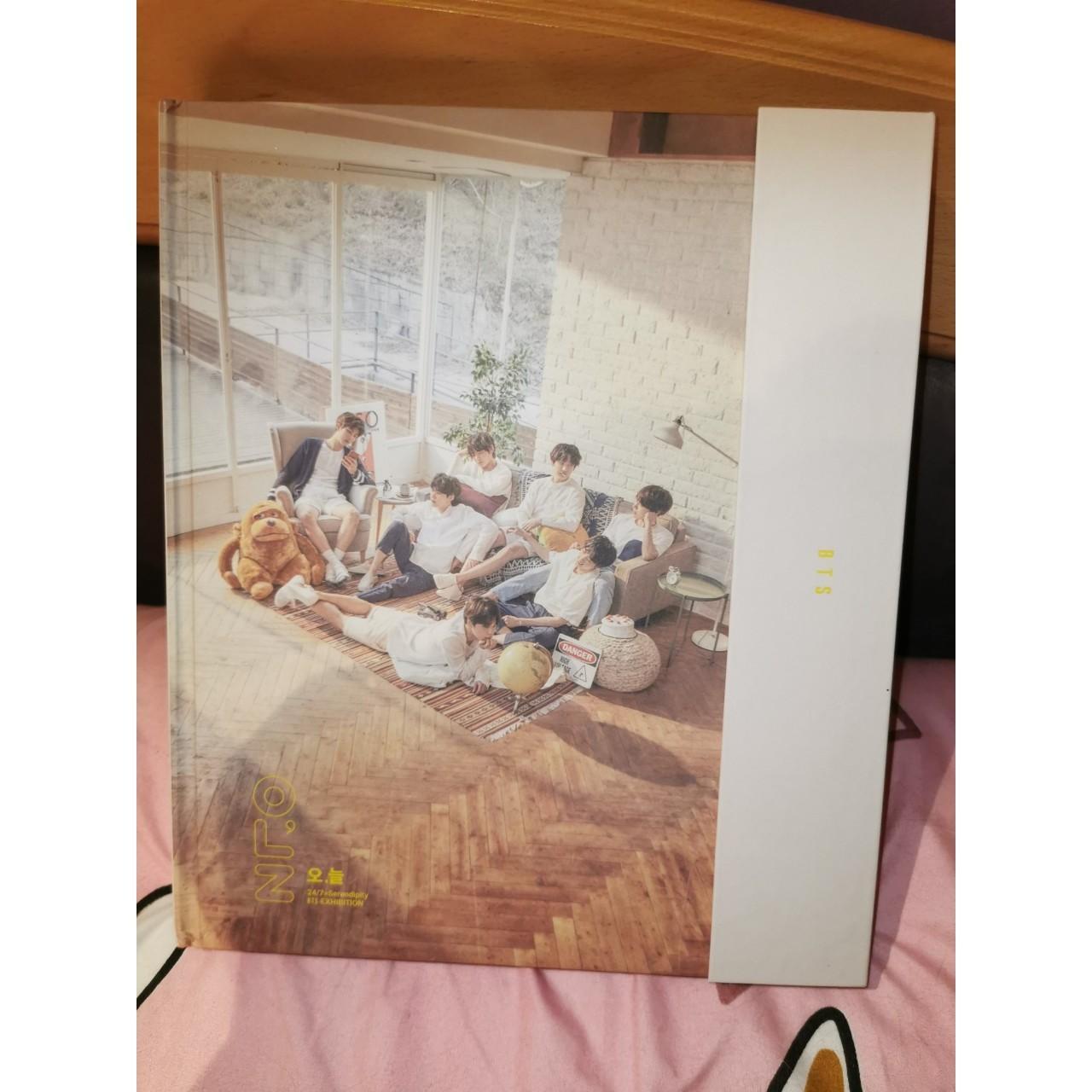 BTS 24/7=Serendipity Exhibition online Photobook