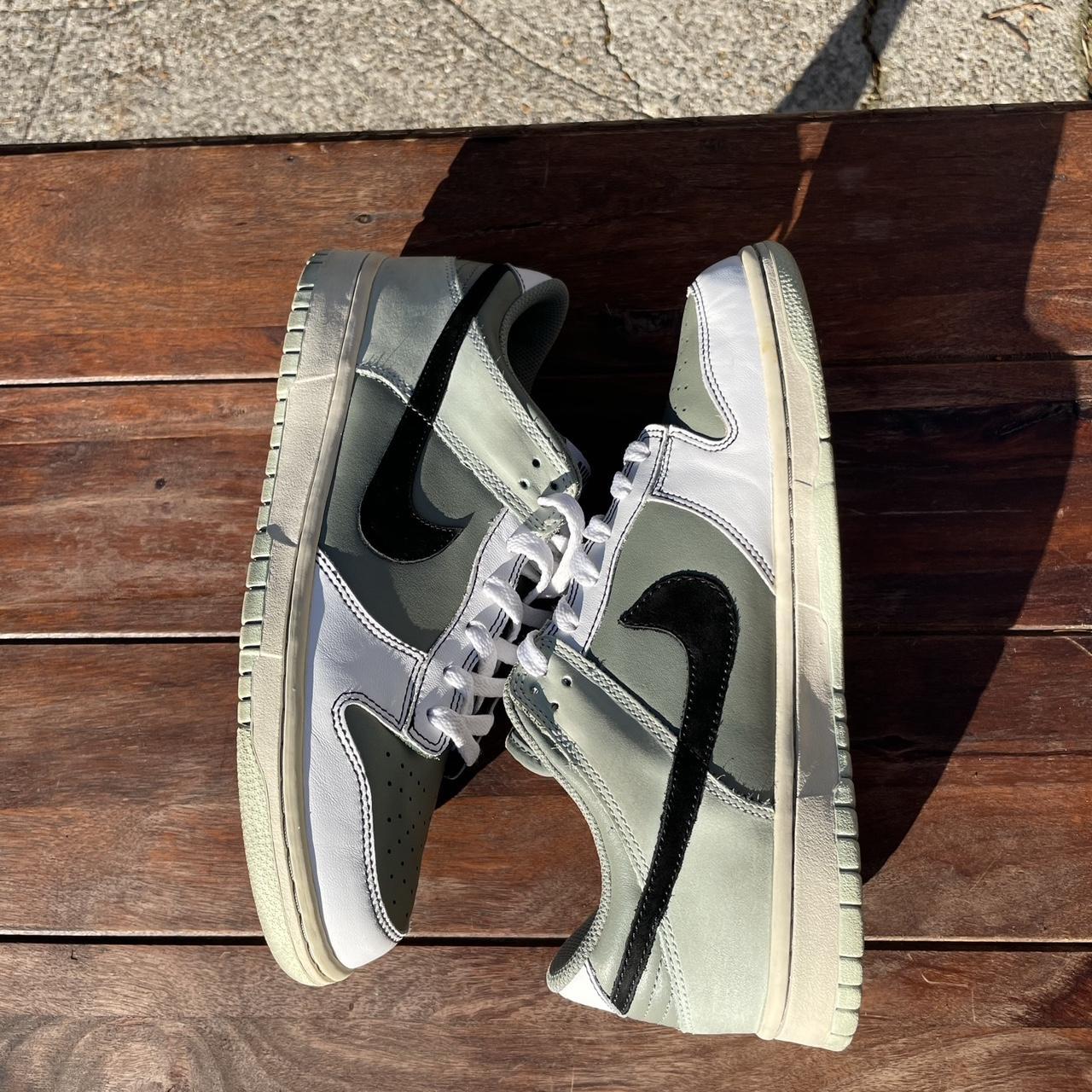 nike dunks sage green