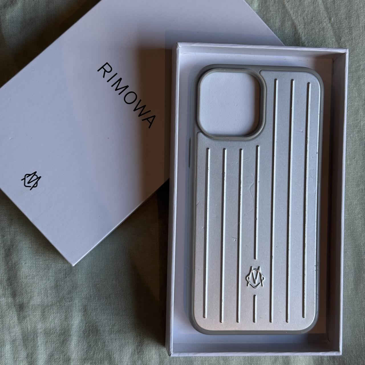 RIMOWA シルバー iPhone用ケース13Pro RIMOWA リモワ iPhone 13 Pro ケース アルミニウム スマホケース