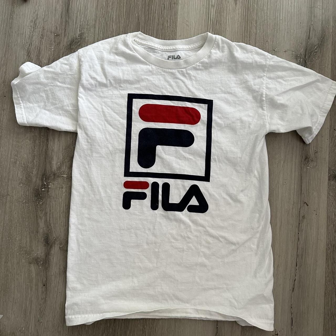 Fila big hotsell logo t shirt