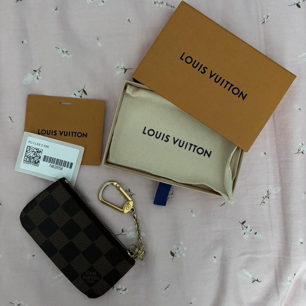 LouisVuitton Key Pouch - Comes with all original - Depop