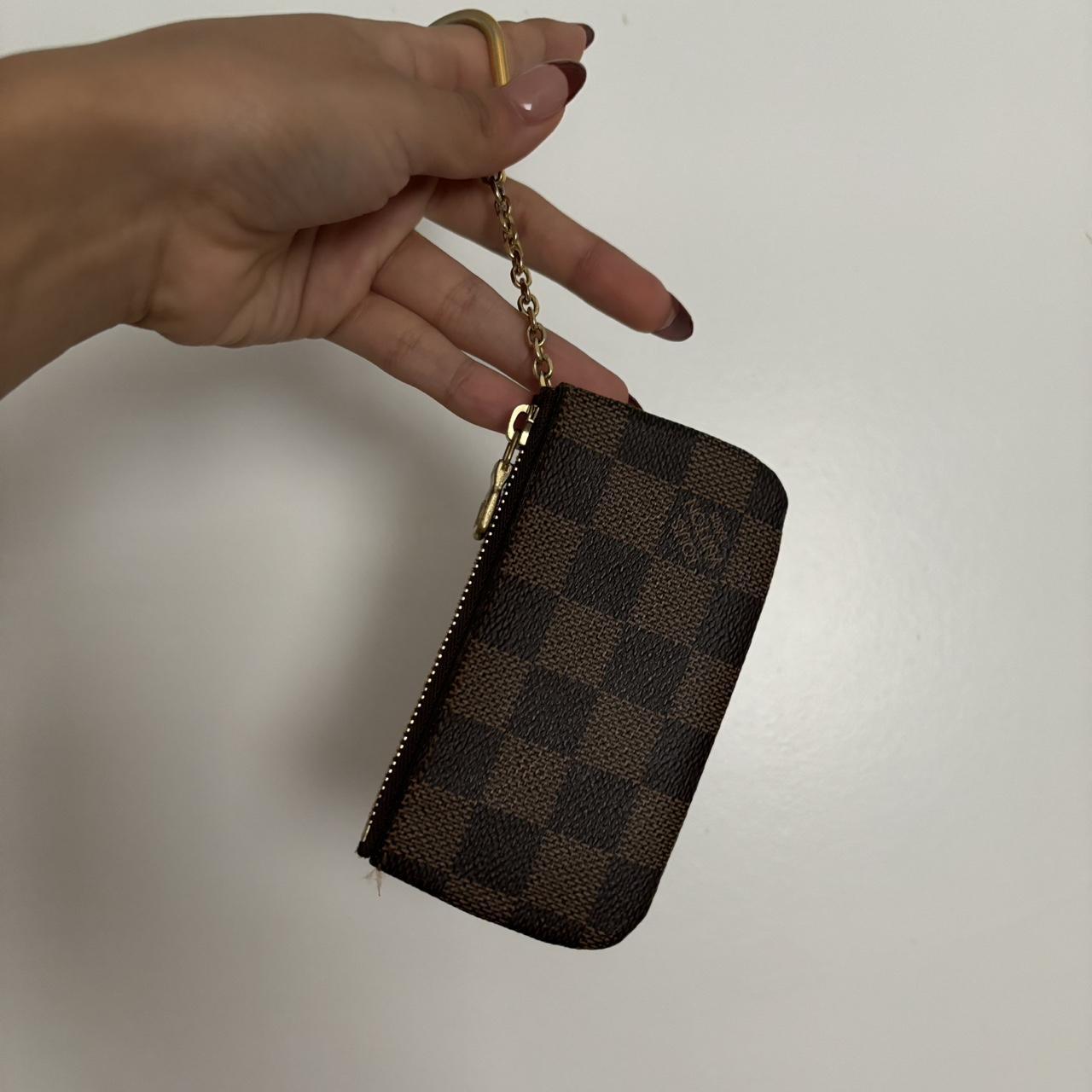 Louis Vuitton key pouch Slight wear as shown Great - Depop