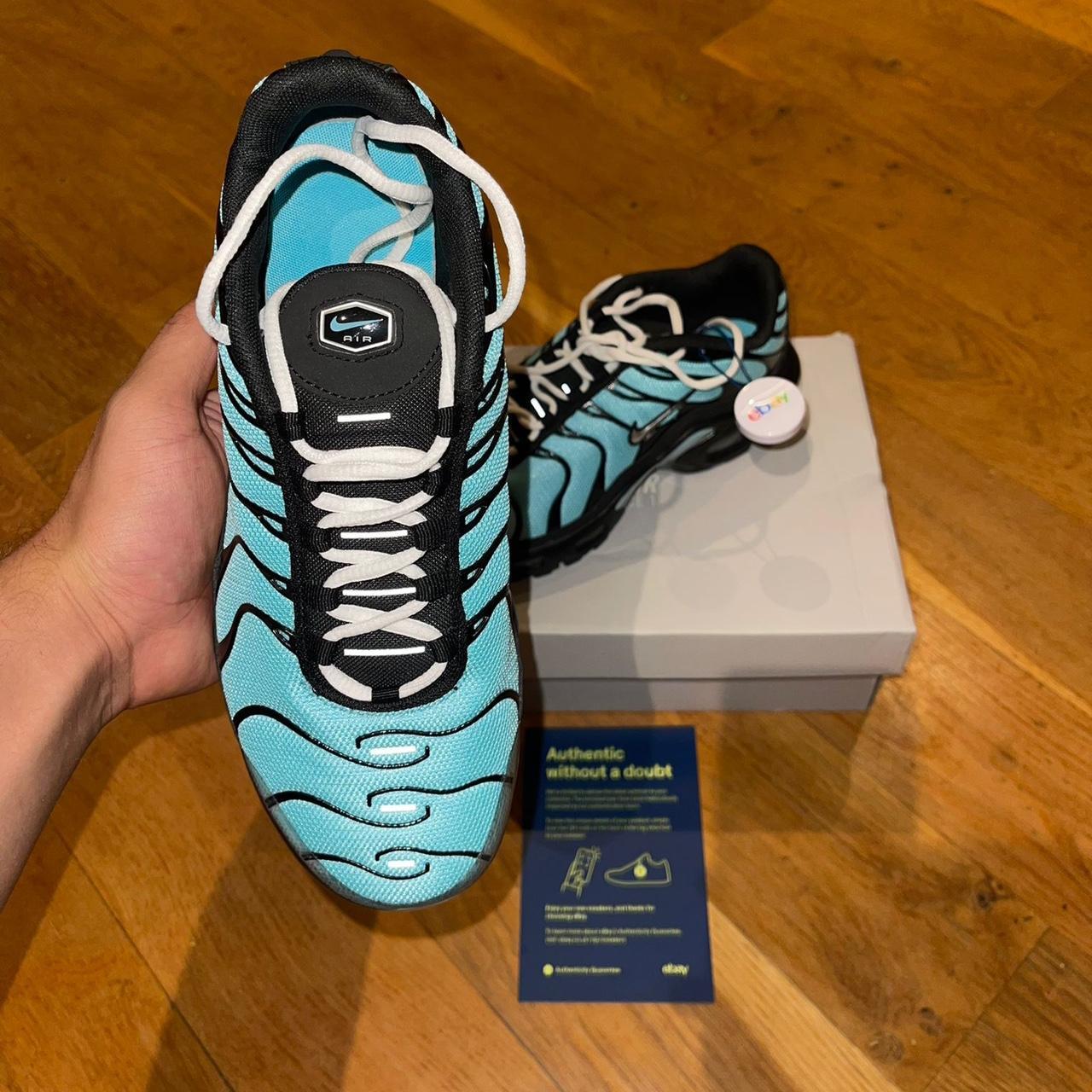 aqua nike tns