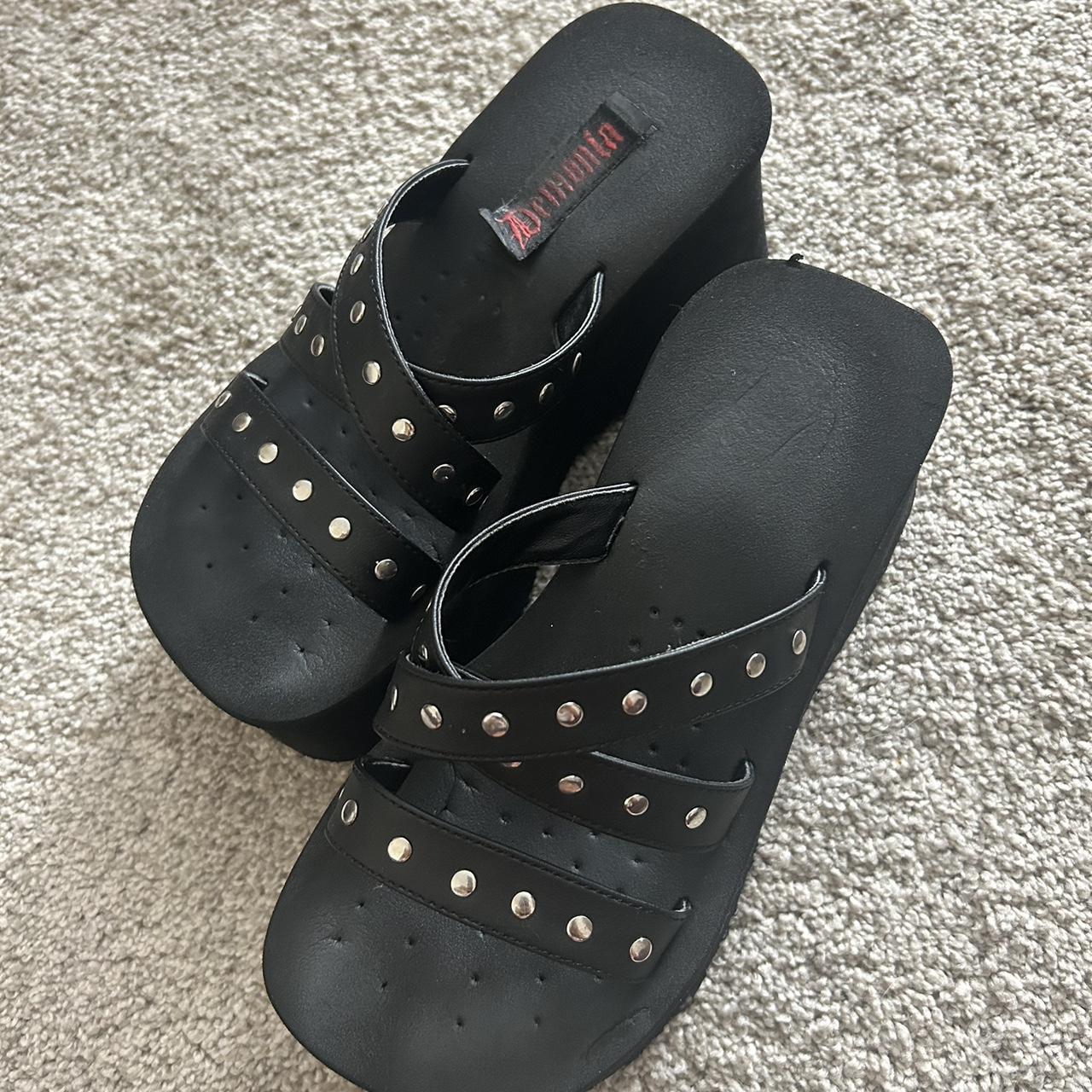 item listed by taliarose6
