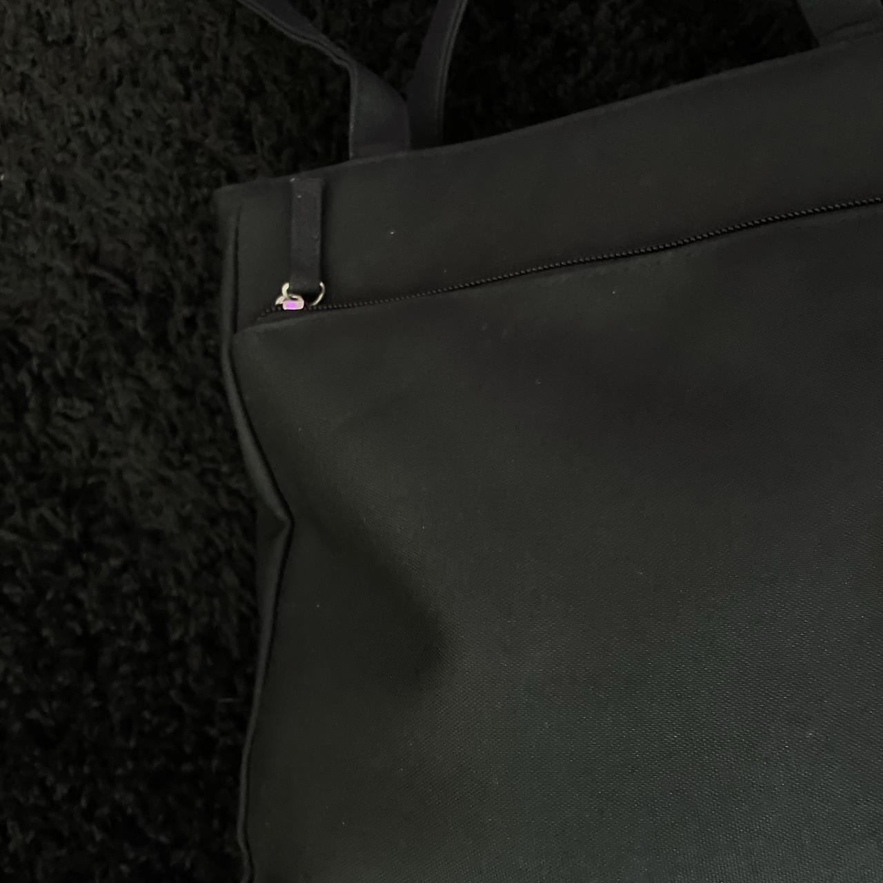 Classics 77 Women's Bag (2)