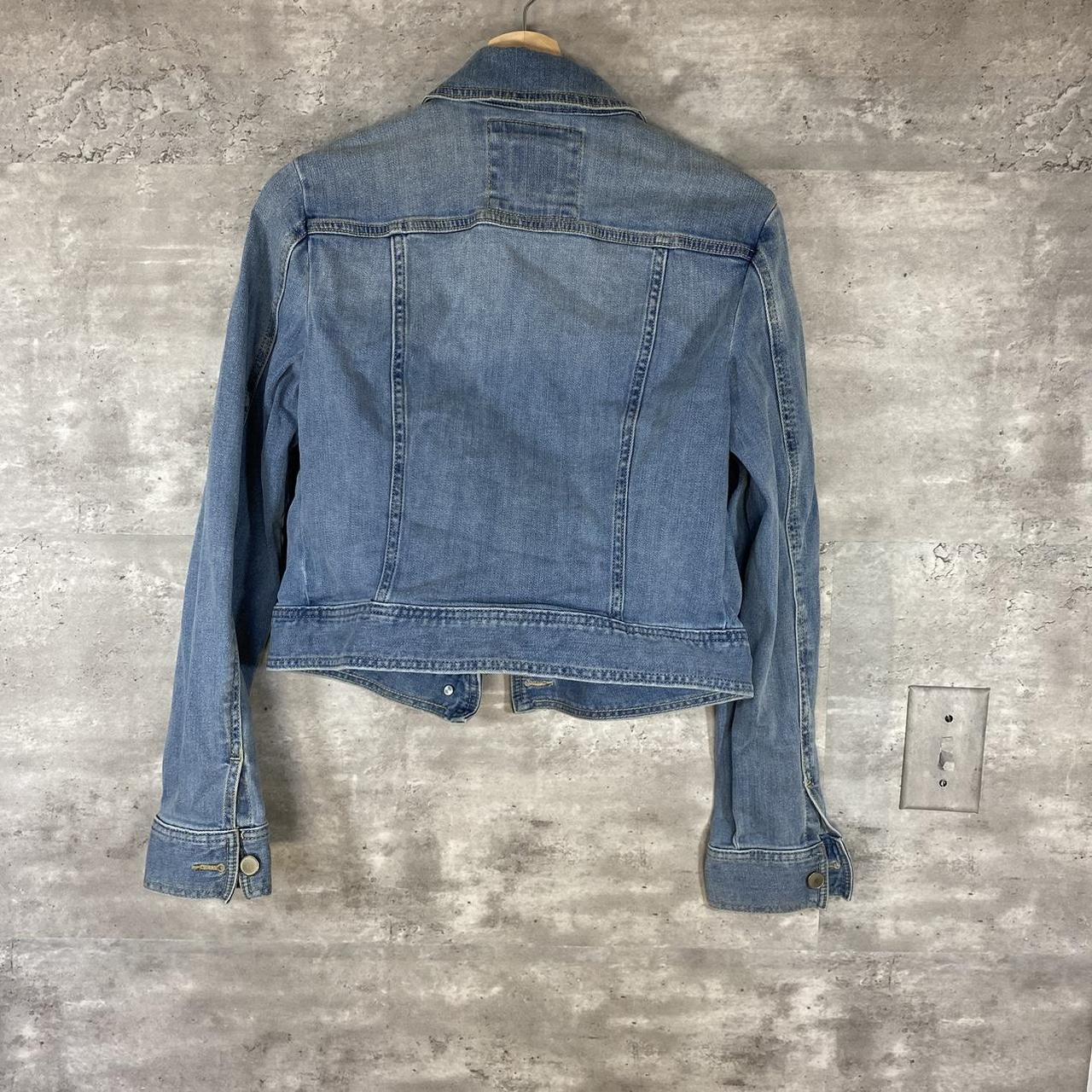 THE LIMITED Women's Blue Jacket | Depop