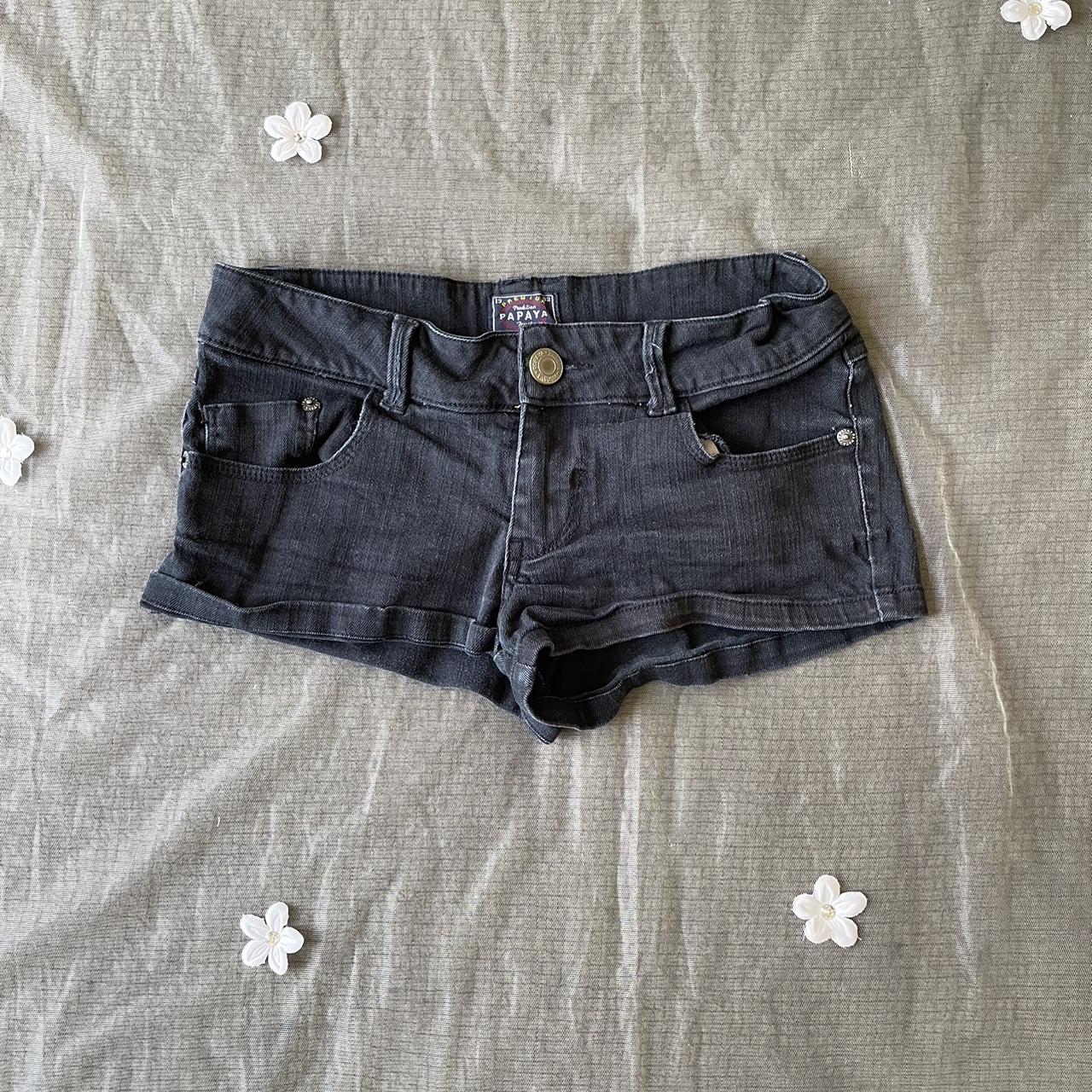 Papaya Women's Black Shorts Depop