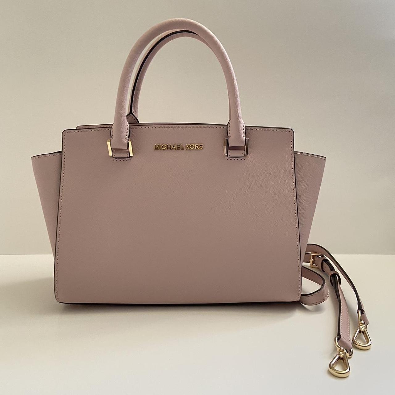 MICHAEL KORS MEDIUM SATCHEL. LIGHT PINK WITH GOLD... - Depop