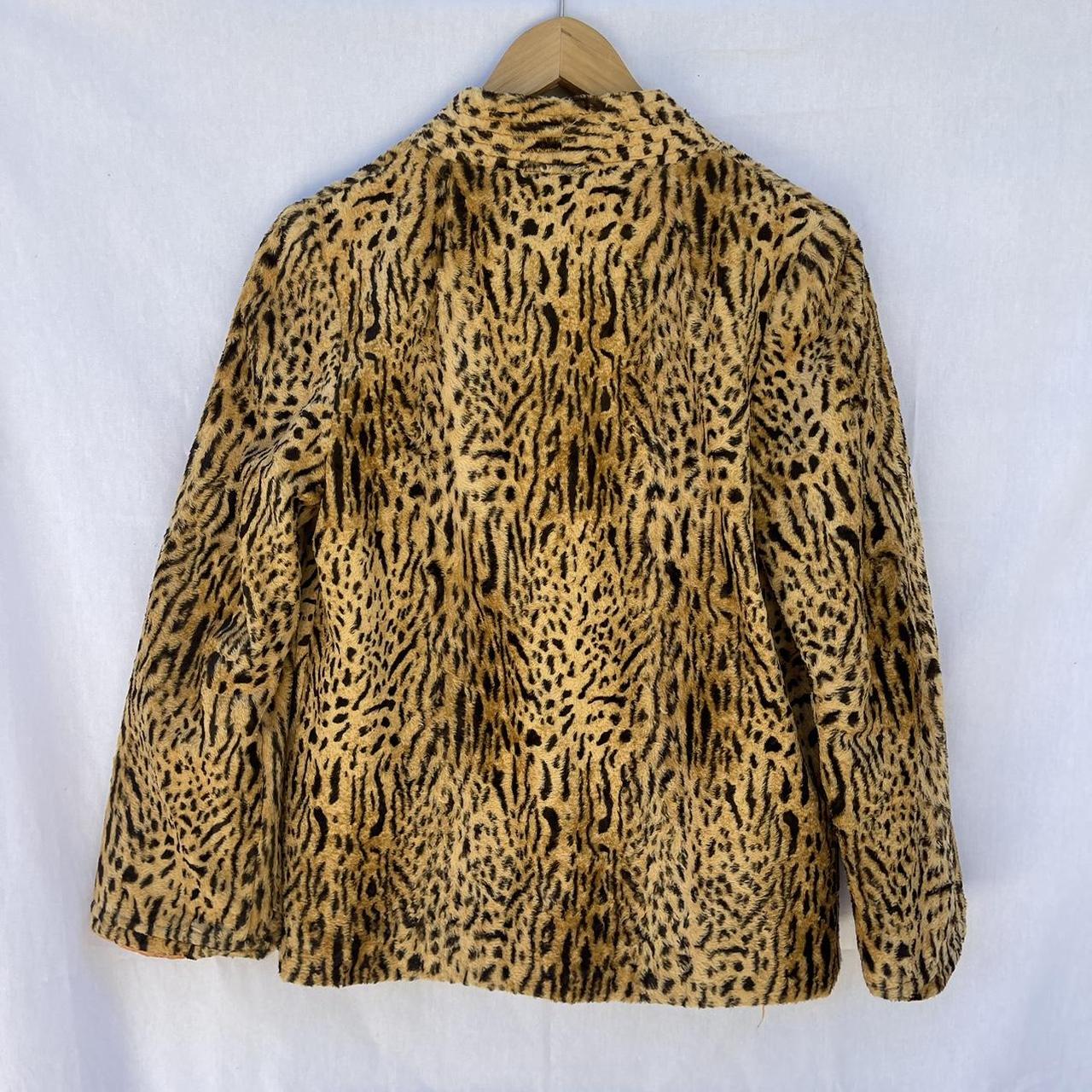 VINTAGE 1970S ORIGINAL CHEETAH FAUX FUR JACKET 1970s... - Depop