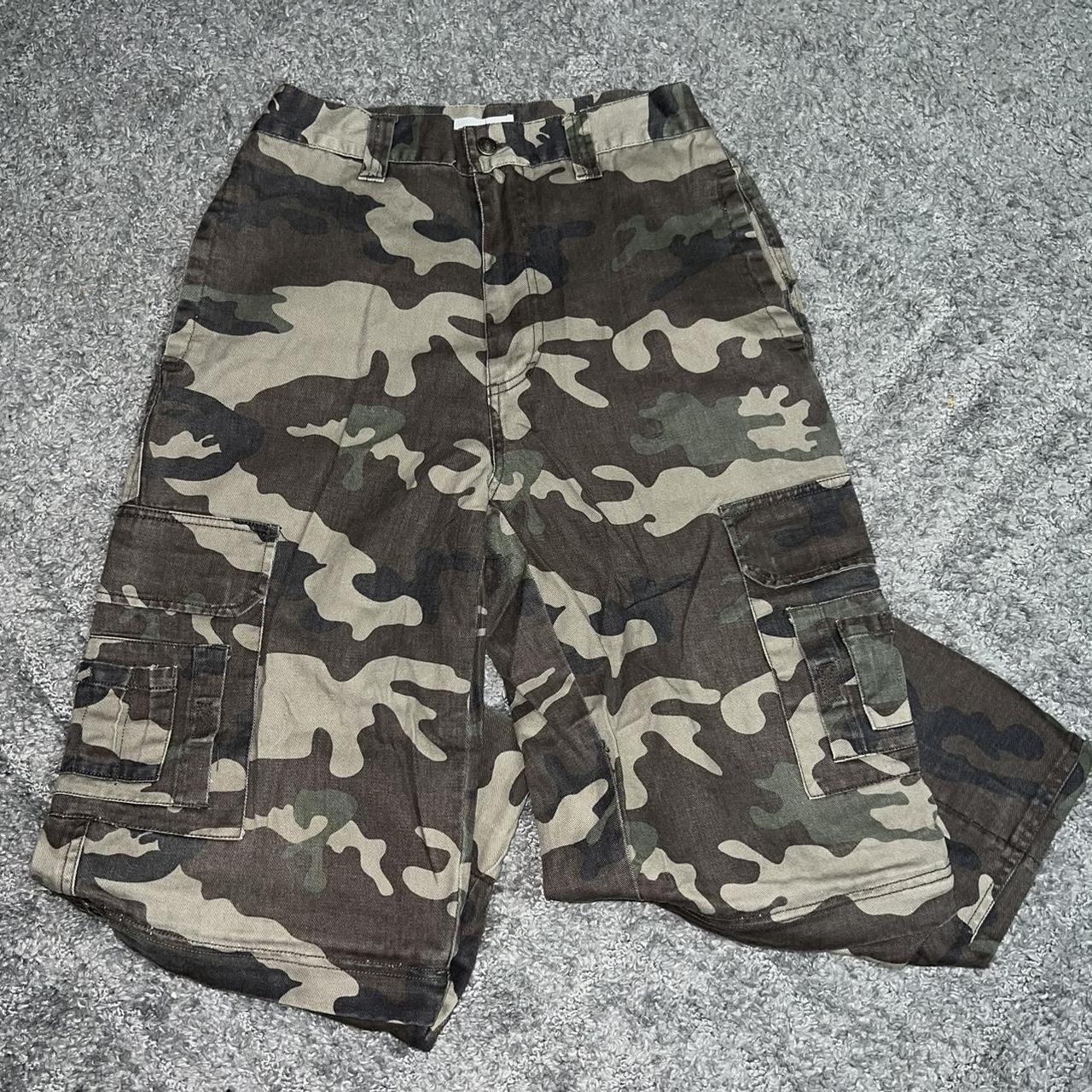 No boundaries camp pants. These can also unzip into - Depop