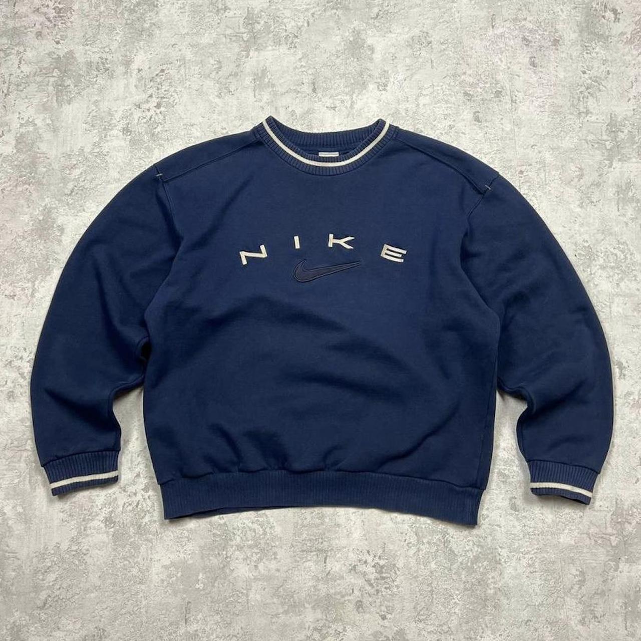 Navy nike spellout discount sweatshirt