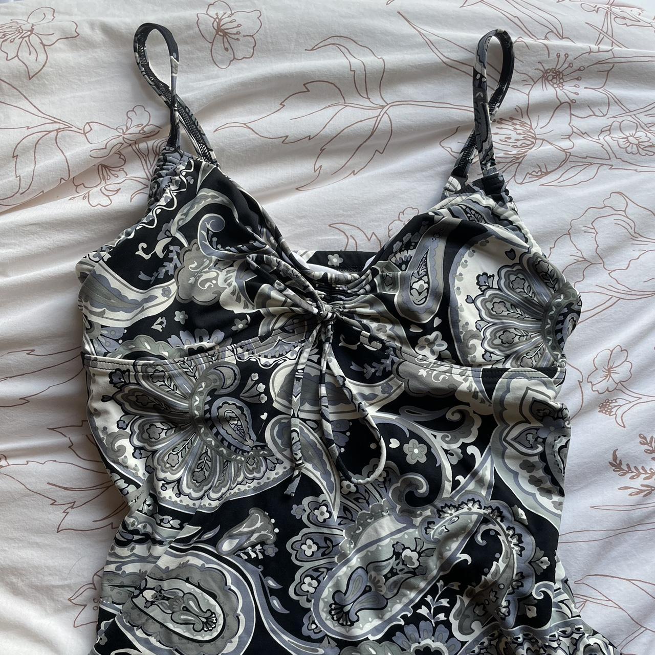 Lands' End Women's Black and White Bikini-and-tankini-tops | Depop