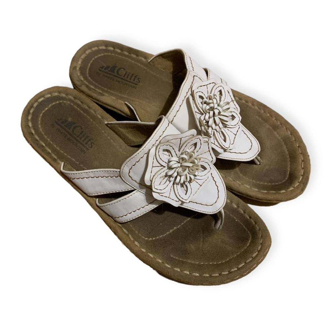 Cliffs by White Mountain Women's White and Tan Sandals (2)