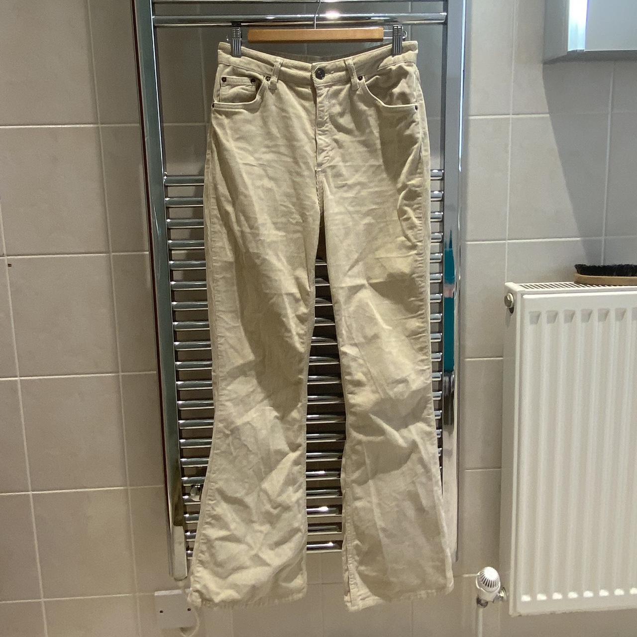 Urban Outfitters Women's Cream Jeans Depop