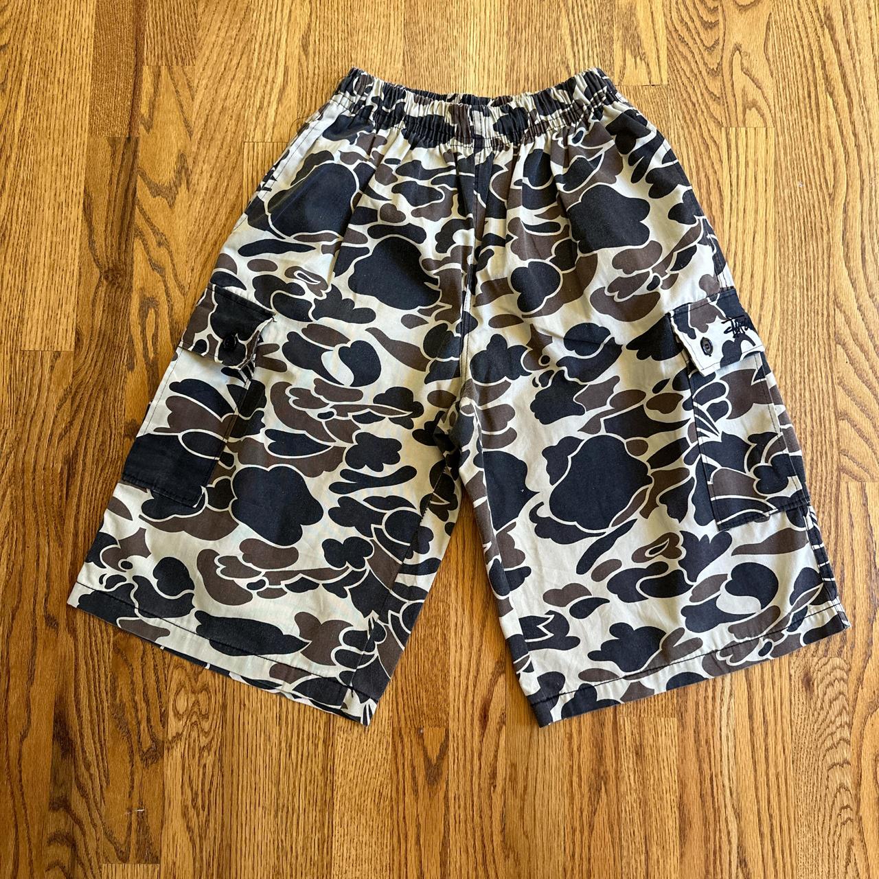 Mens rare stussy store shorts medium