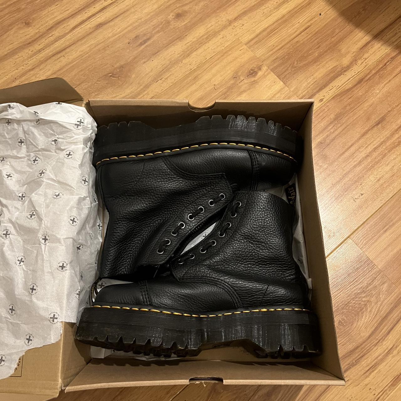 doc martens hynine
