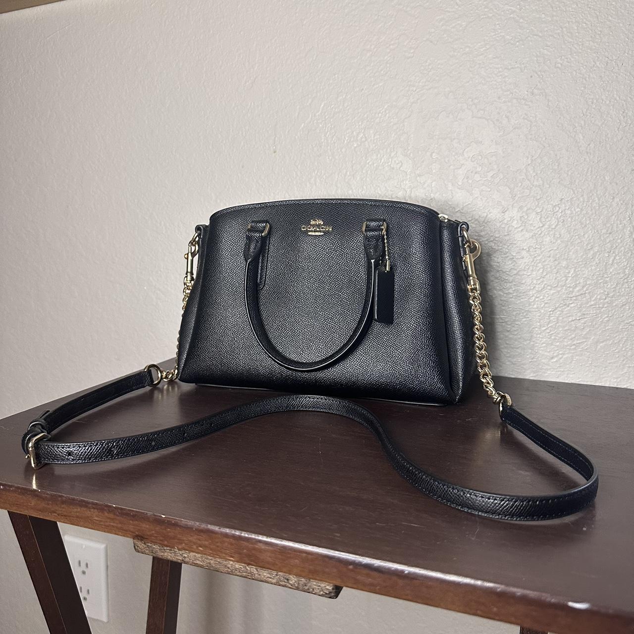 MINT CONDITION Coach bag. Black with gold label and Depop