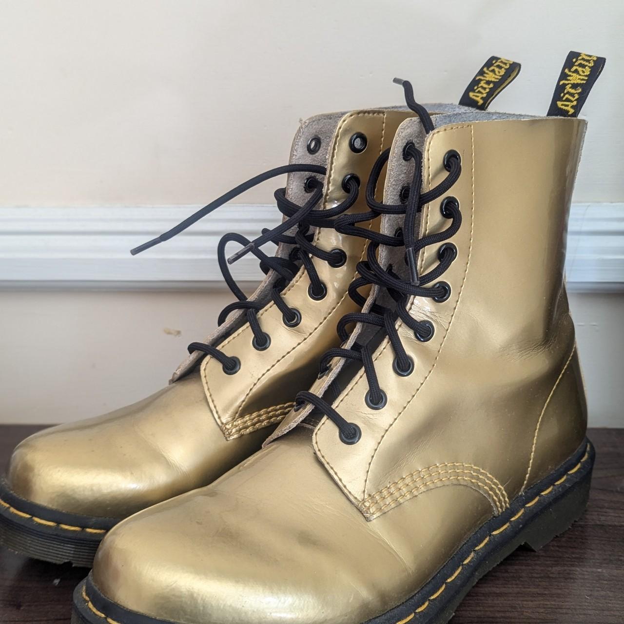 Dr martens gold online