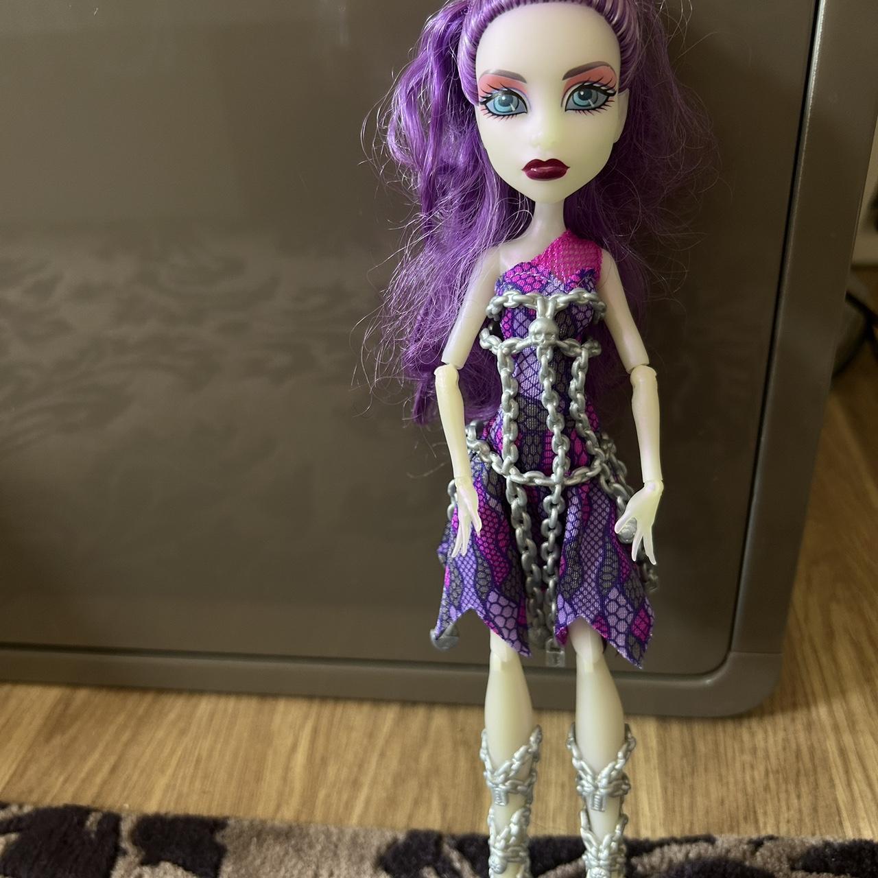 Monster sold High Haunted Spectra