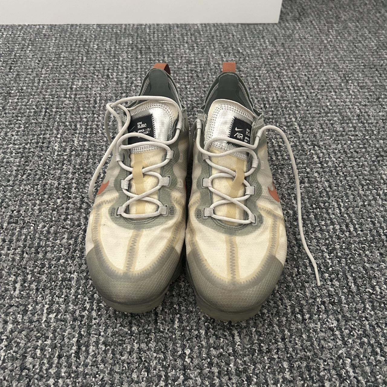 nike vapormax vintage lichen