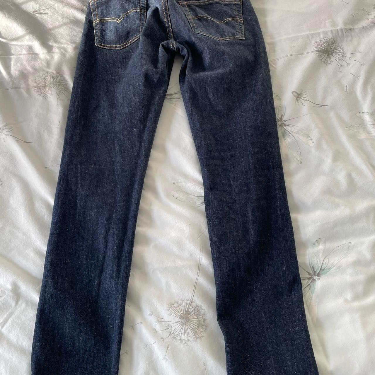 Levi jeans W-27 L-30 Like new - Depop