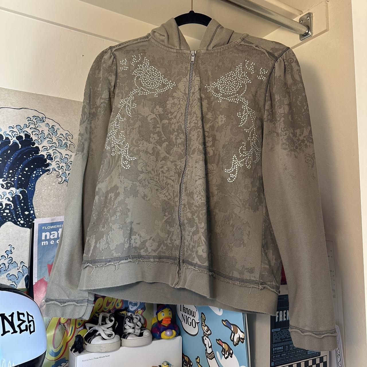 DKNY green active wear jacket🌟 size L but fits as... Depop