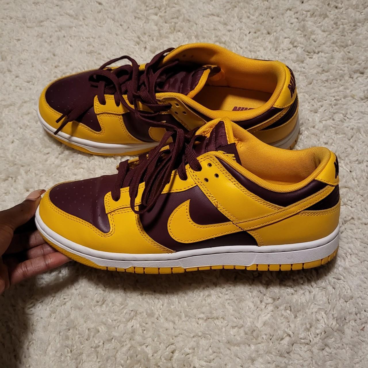 nike maroon and gold