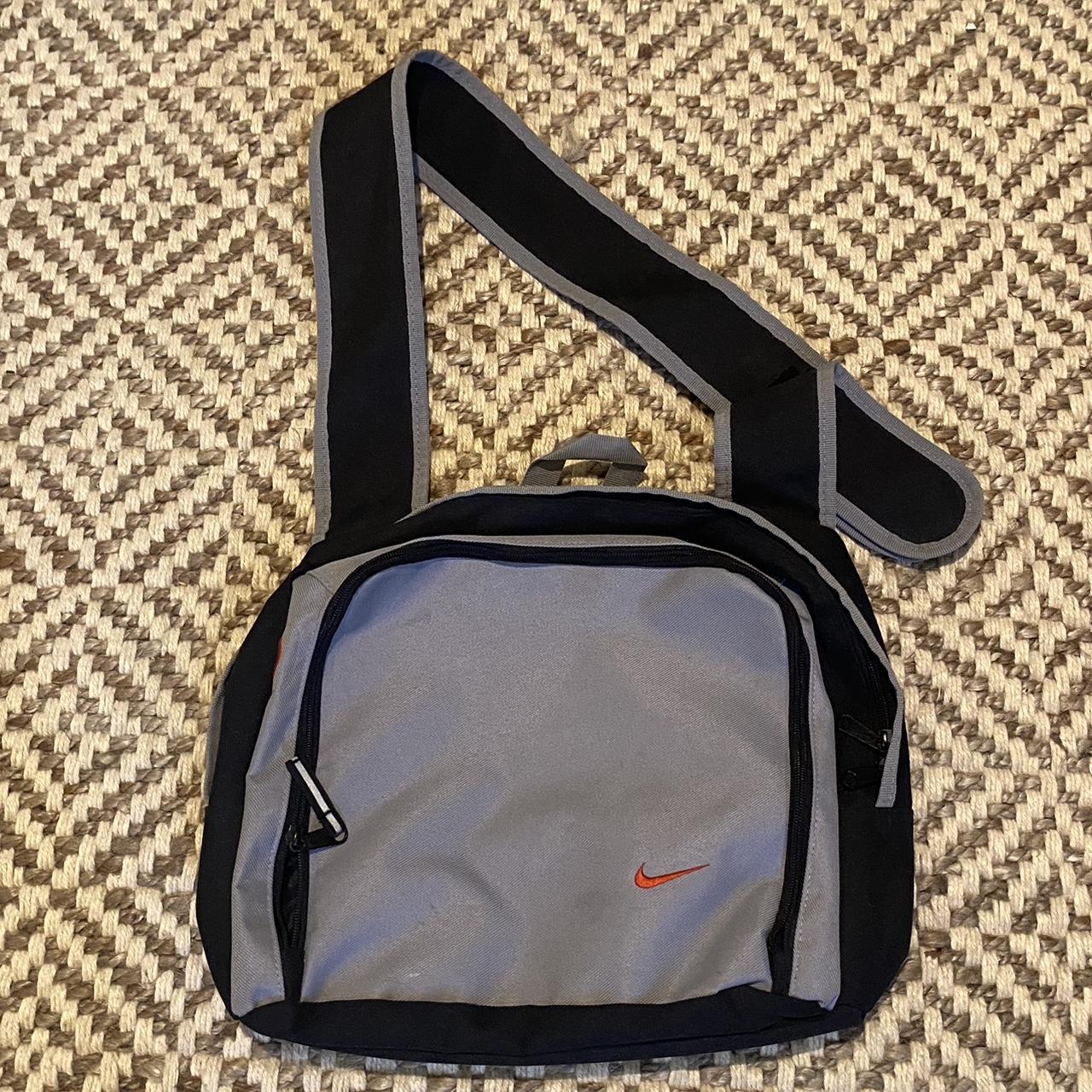 vintage nike shoulder bag
