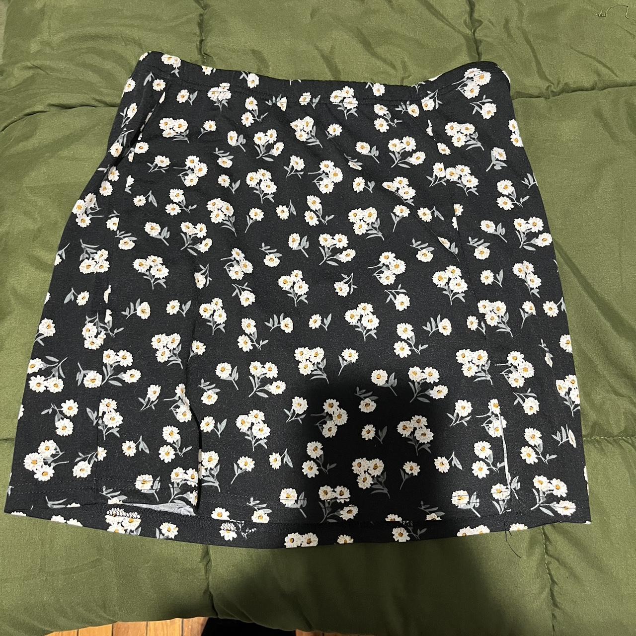 SHEIN Women's Skirt (3)