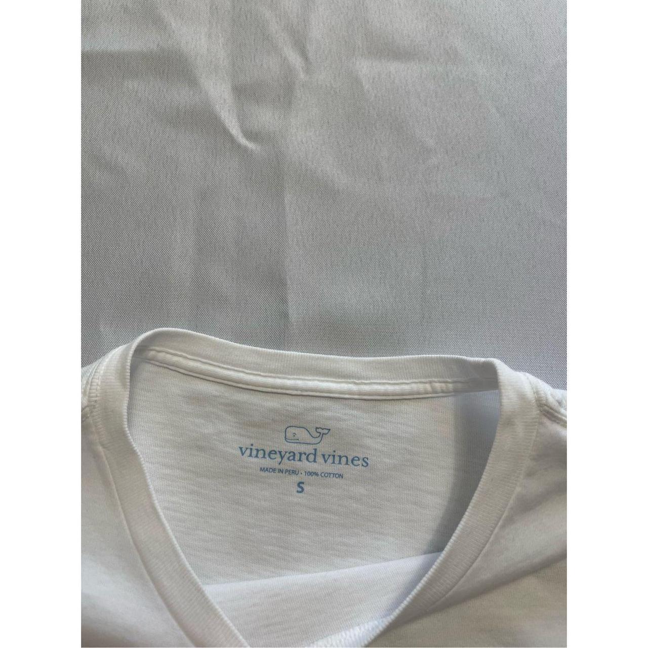 Nice vintage vineyard vines shirt Tagged S - Depop