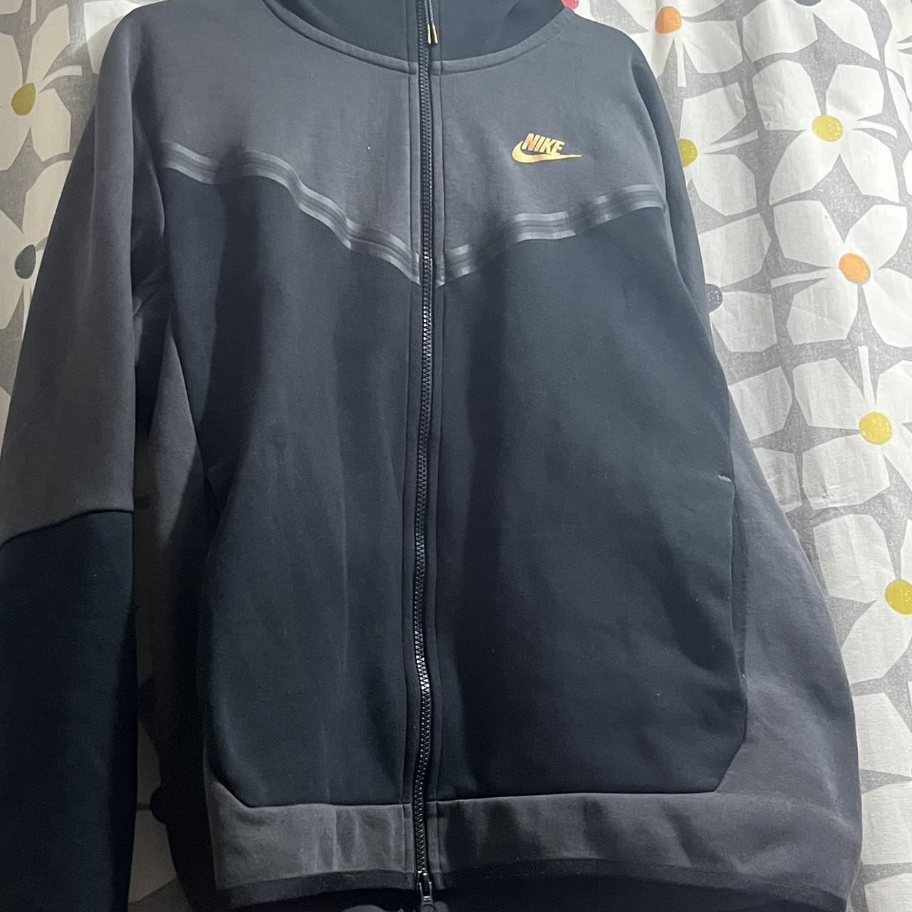 buy nike tech fleece tracksuit