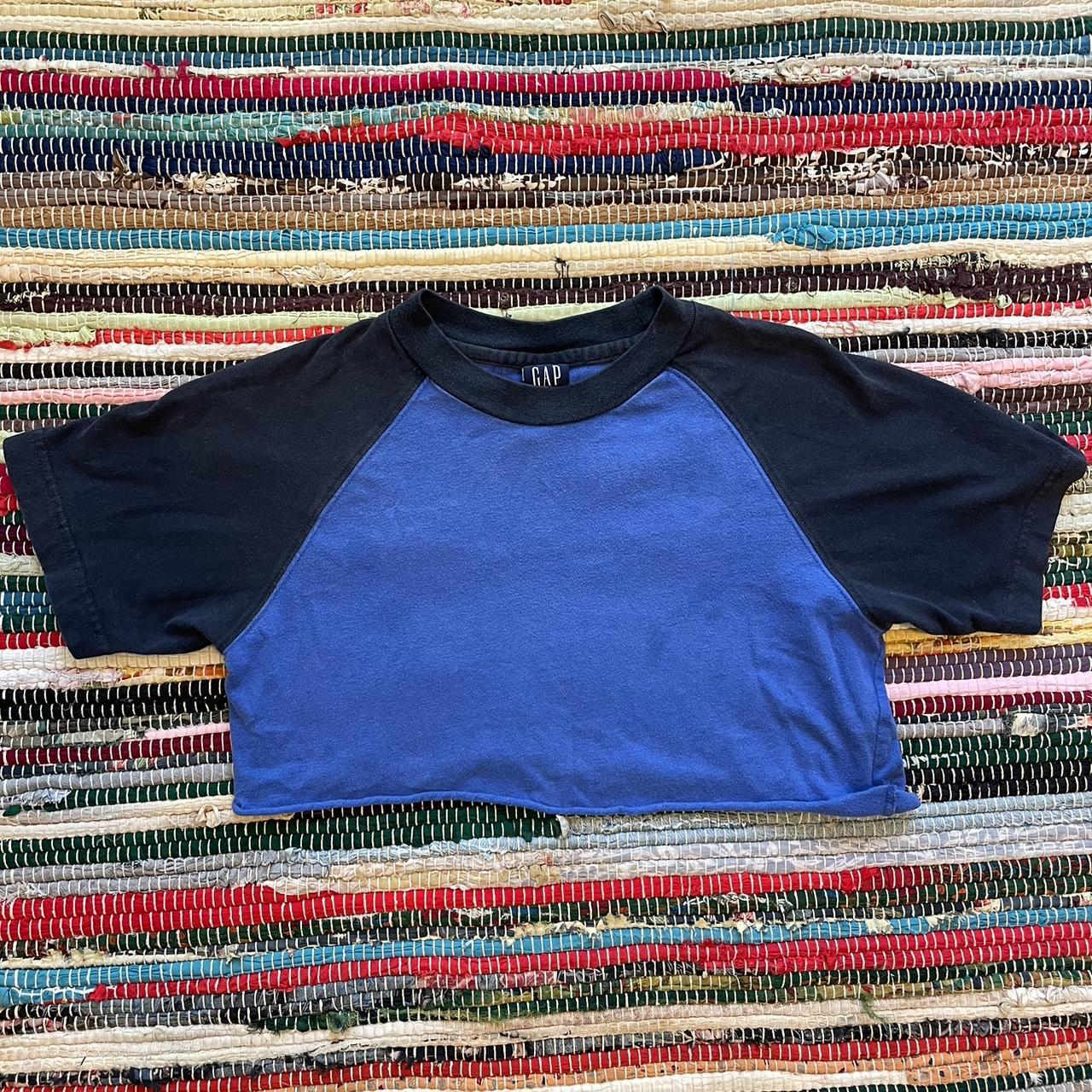 cropped baseball tee💙 in perfect condition!!! fits... Depop