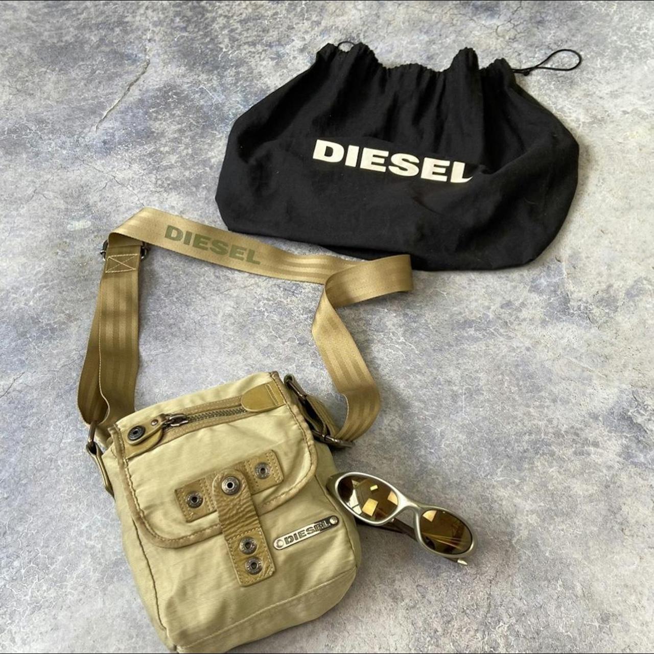 diesel messenger bag super cute bag!!!! Depop