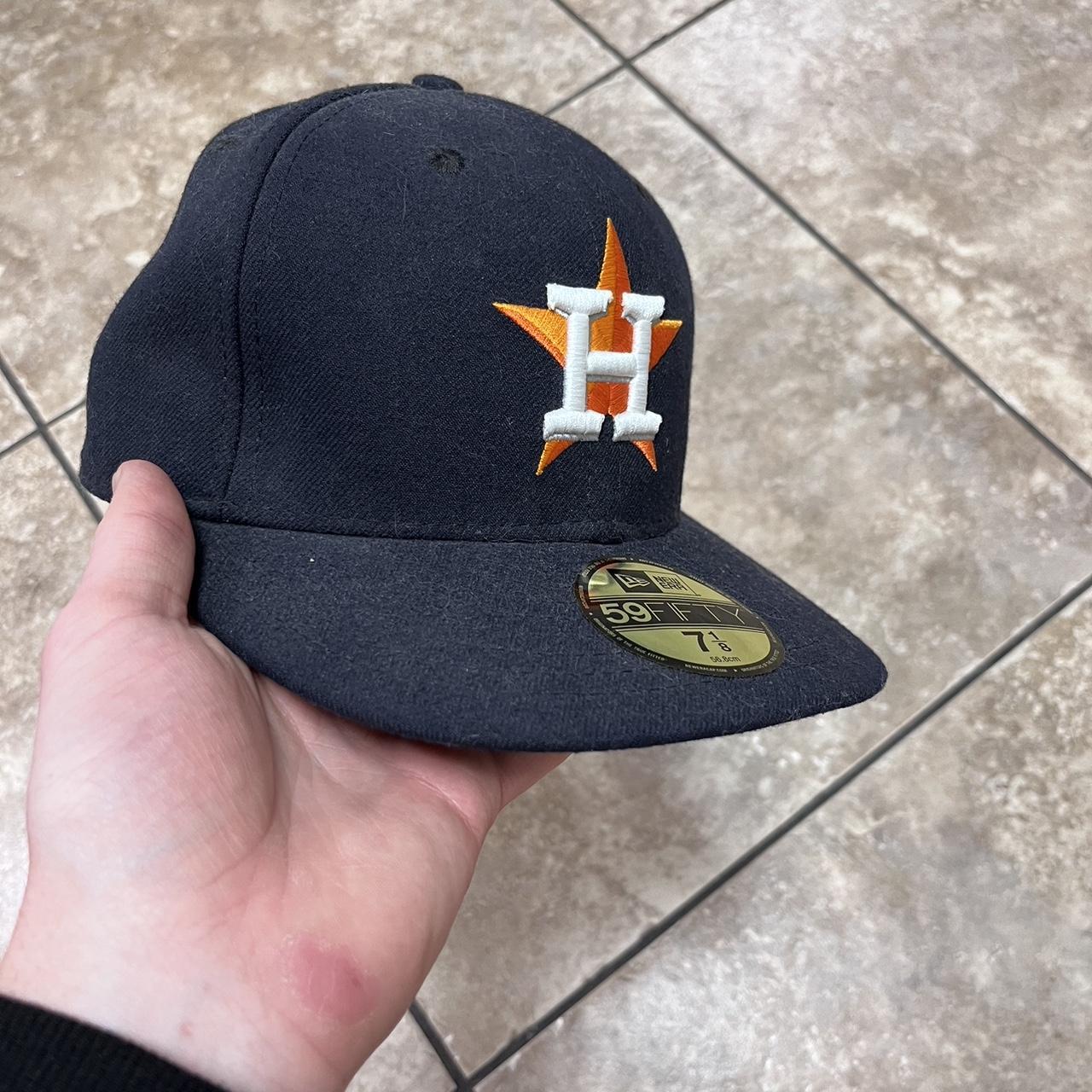 Houston Astros New Era fitted 🌑 Size 7 - Depop