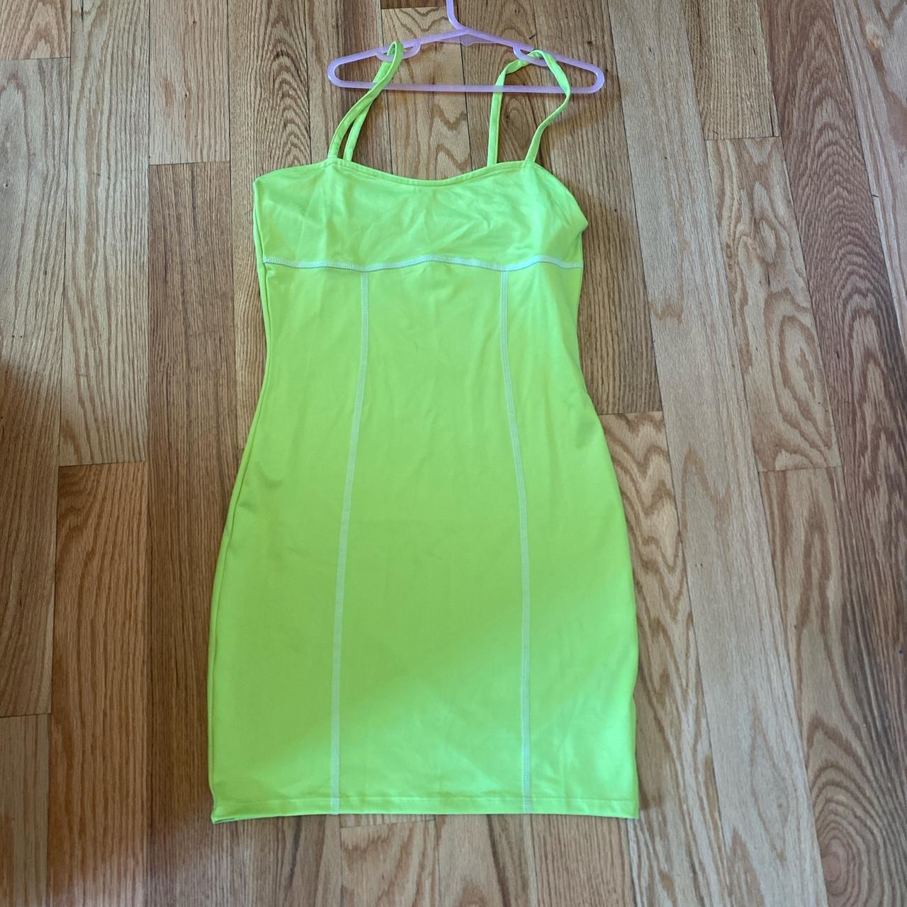 H+M green lime dress Never worn - Depop