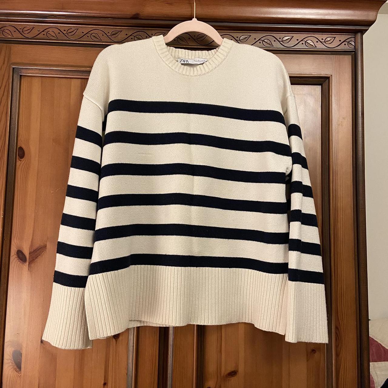Oversized cream and navy Zara jumper size S. selling... - Depop
