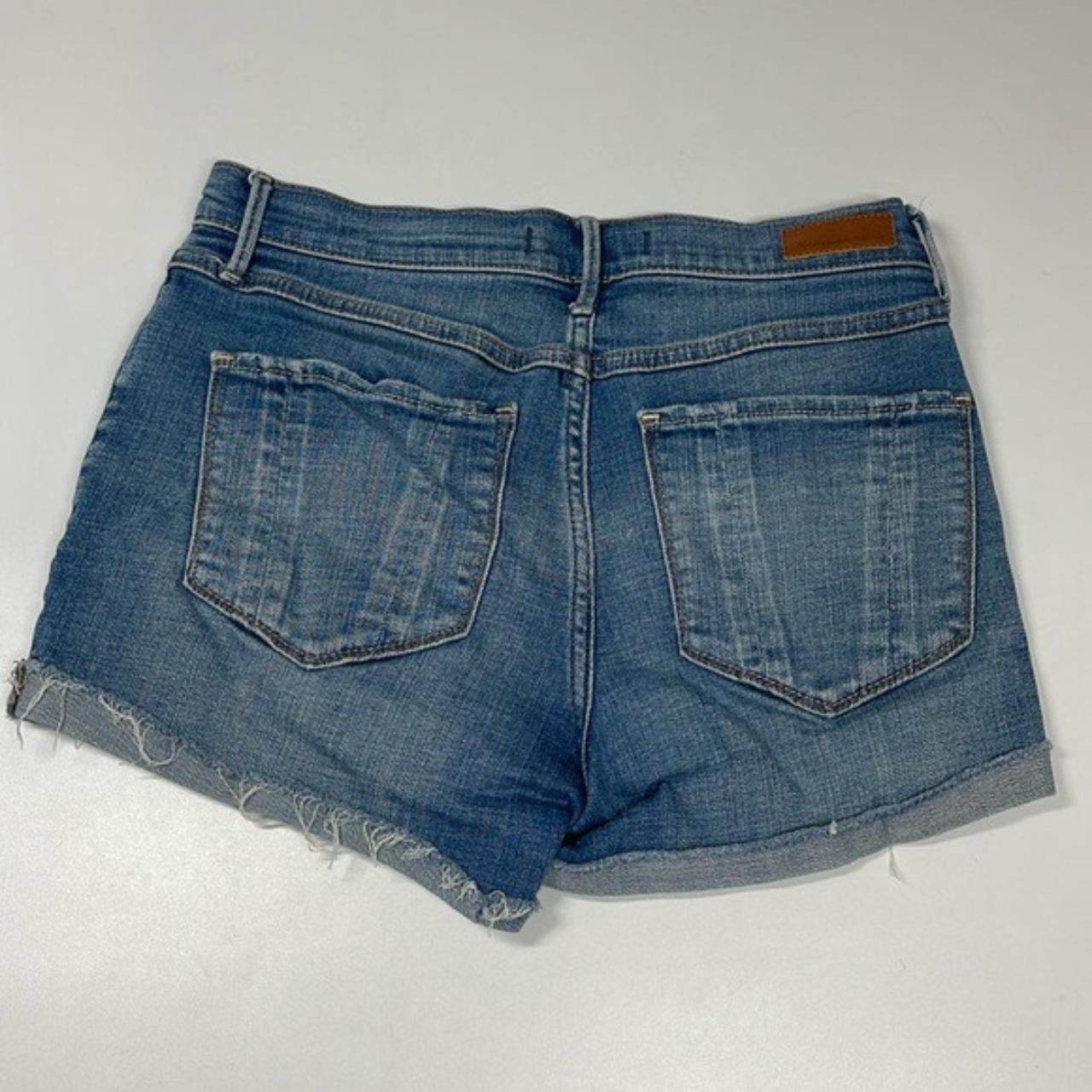 Abercrombie & Fitch Women's Blue Cuffed Raw Hem... - Depop