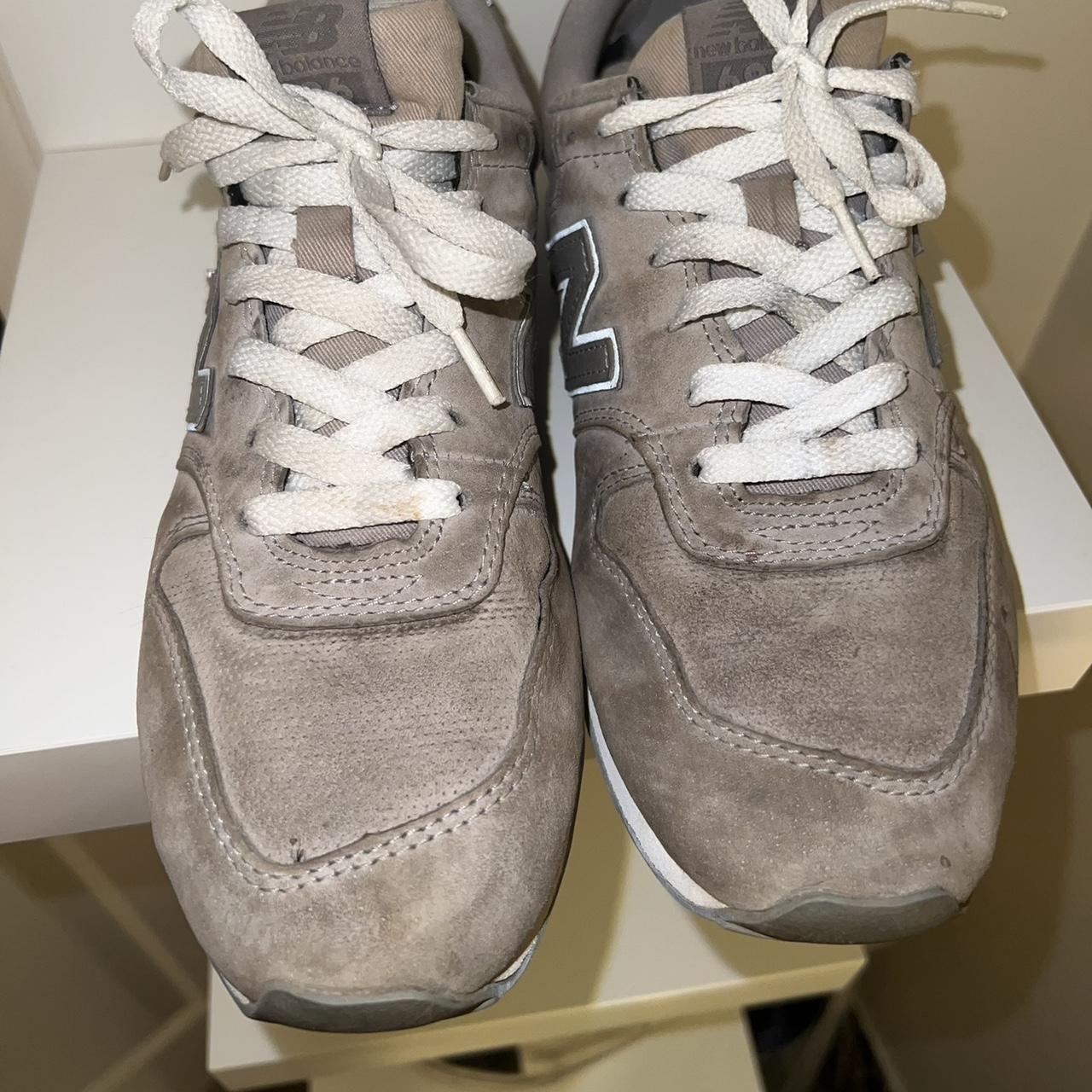 new balance grey tennis shoes