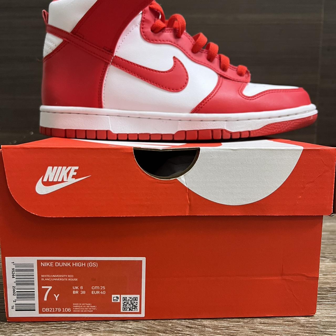 restocks nike dunk