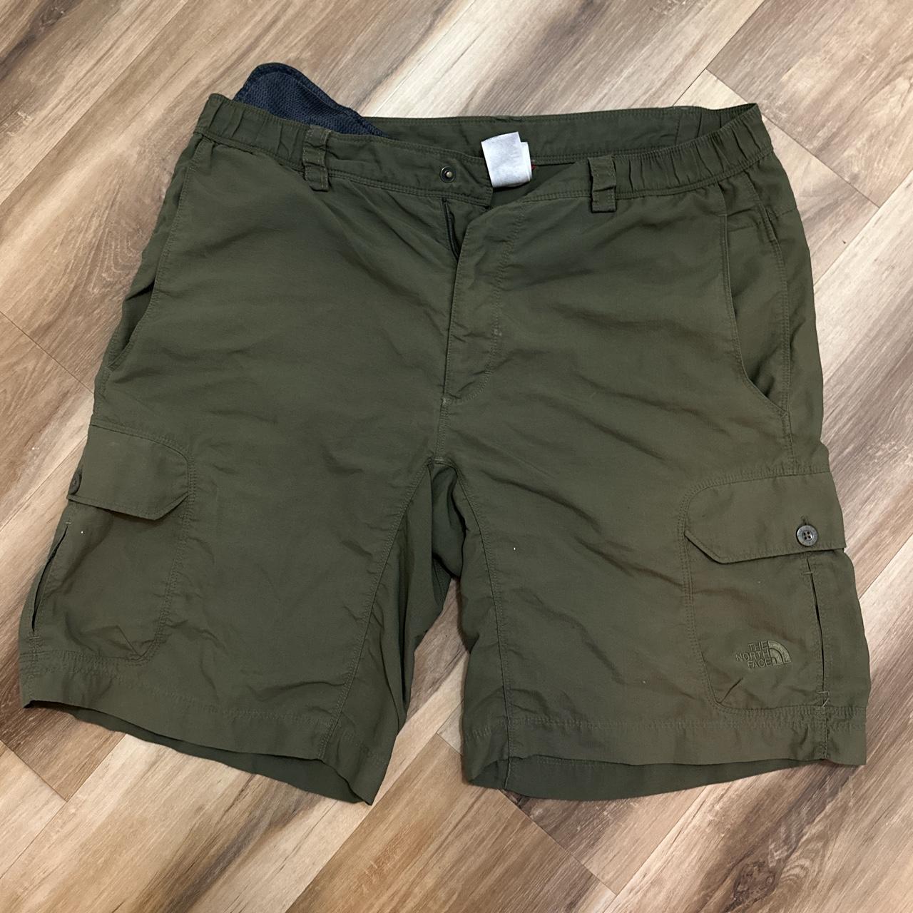 northface olive lightweight cargo shorts size M... - Depop