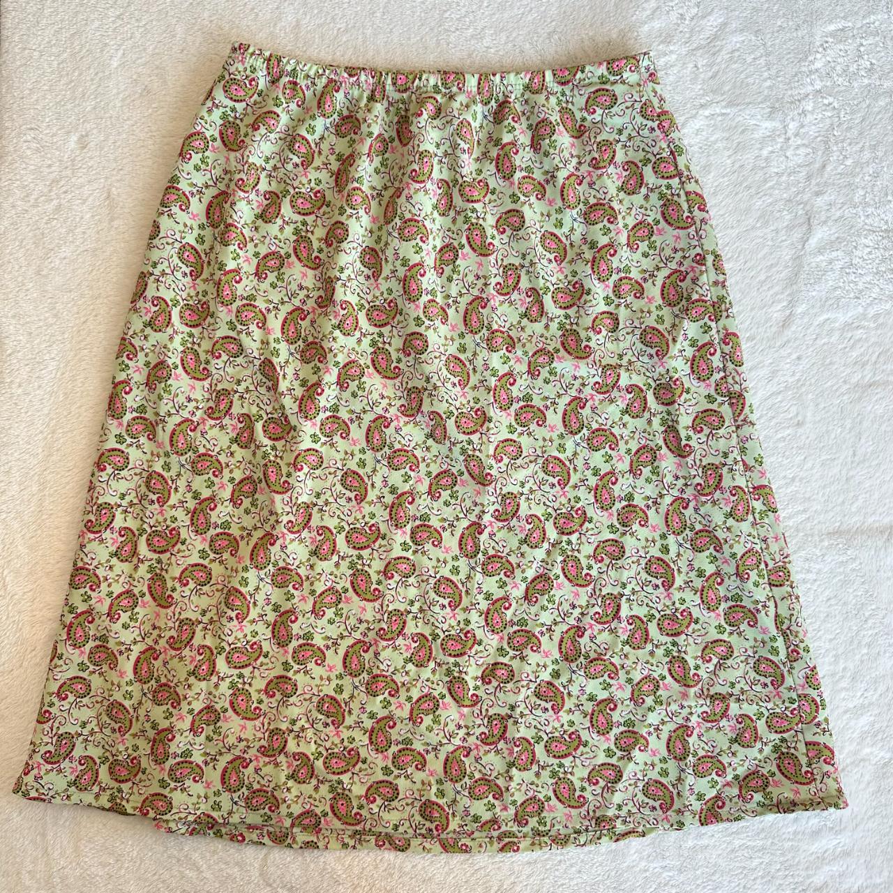 item listed by lunarluxeco