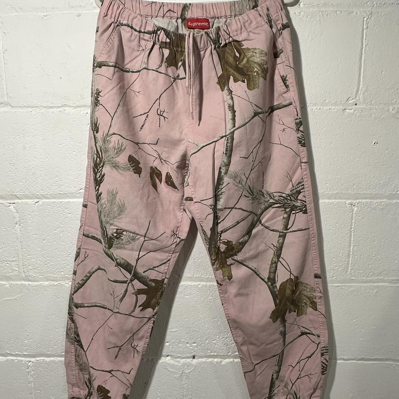 Ladies Lounge Pants in Realtree AP Black Camo Print