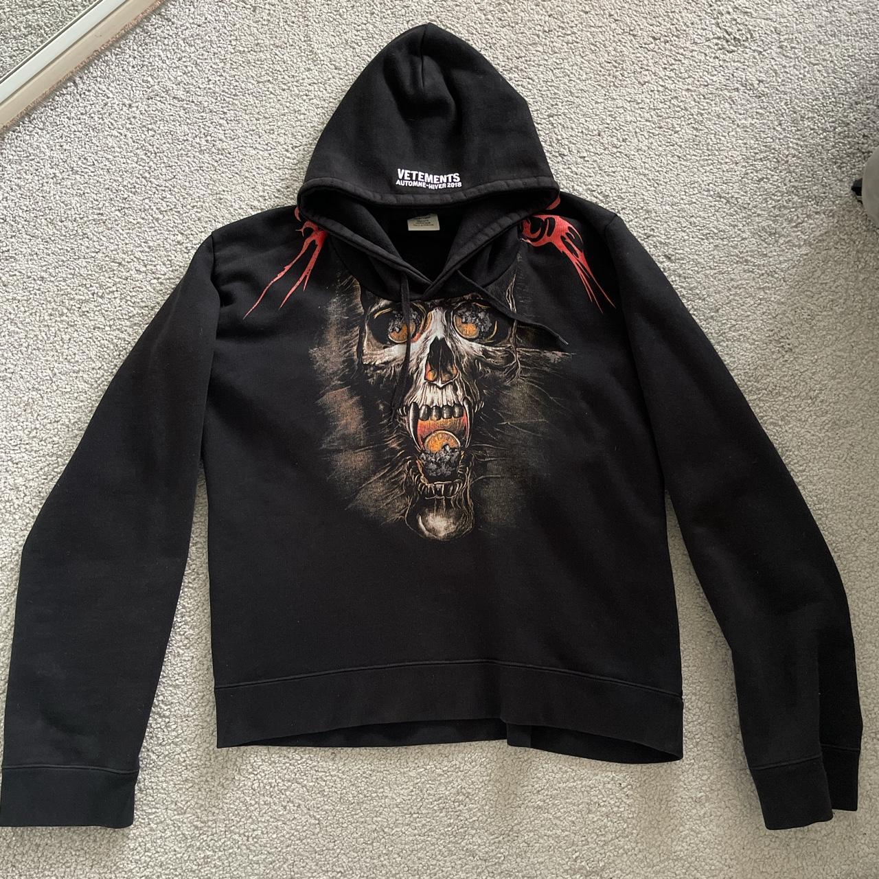 VETEMENTS SKULL HOODIE A/W 18 LARGE BUT FITS MEDIUM - Depop