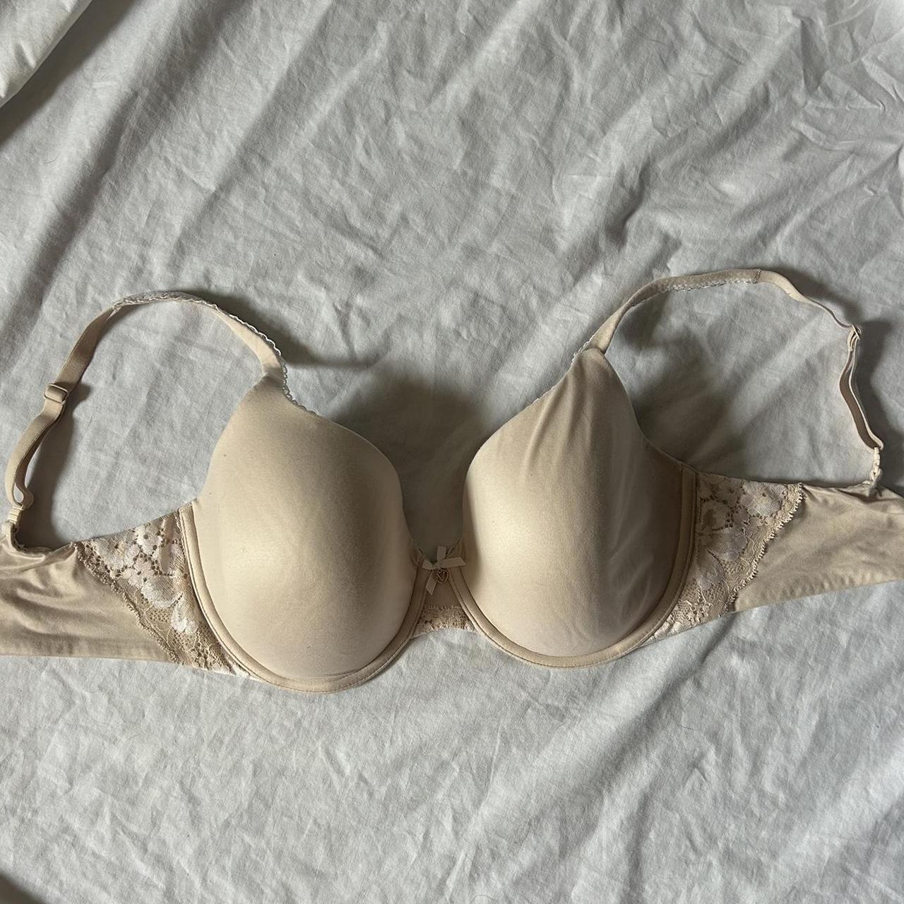 Victoria Secret 34DD nude bra Floral pattern on... - Depop