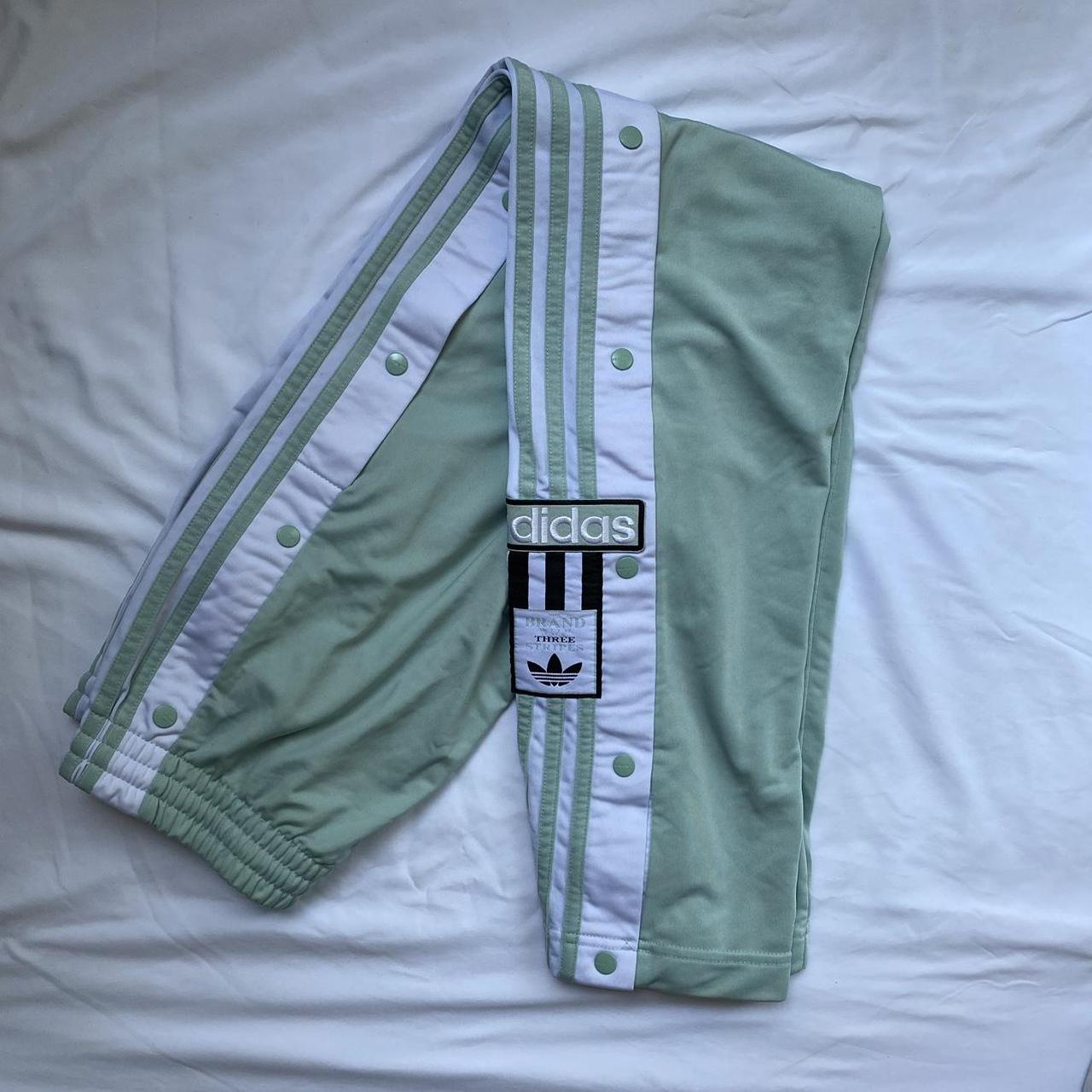 Green adidas hot sale poppers