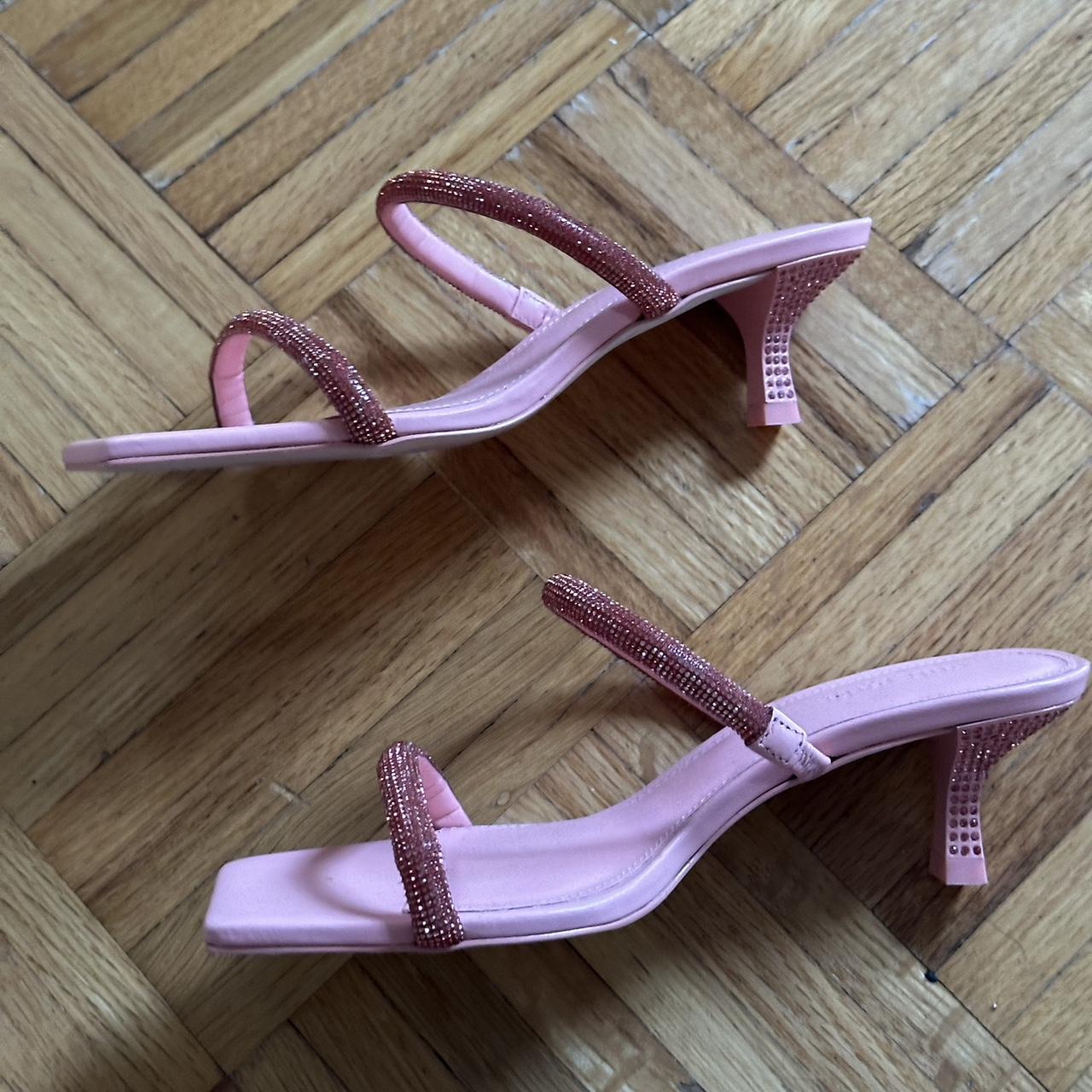 item listed by izzypalez